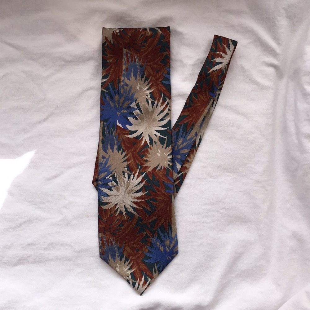 Diffusion LDM 100% Silk Tie